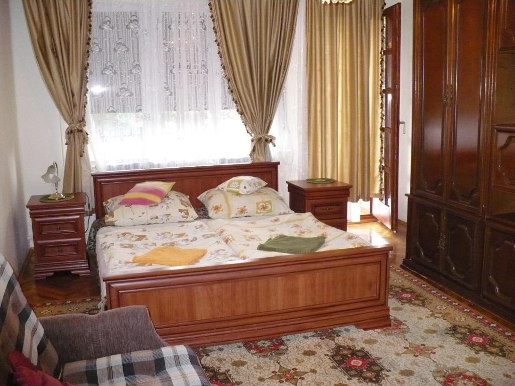 Kitty Apartman Apartment Miskolc Phòng bức ảnh