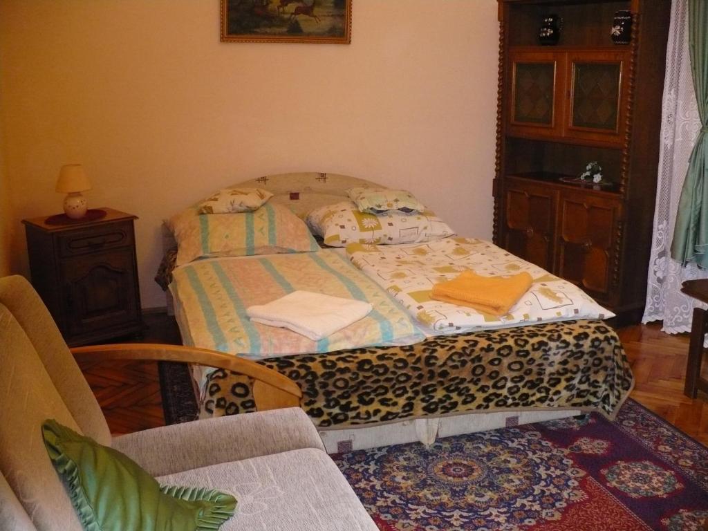 Kitty Apartman Apartment Miskolc Phòng bức ảnh