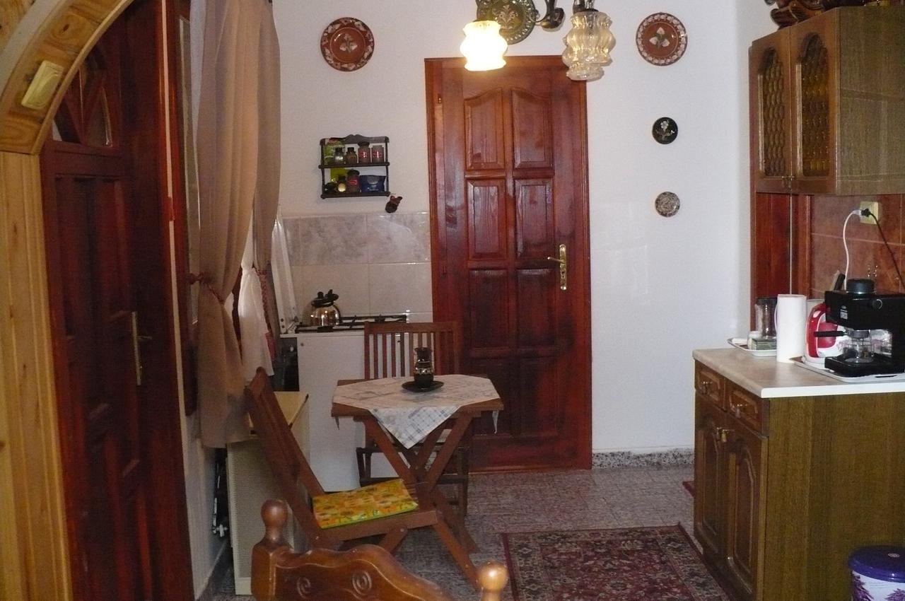 Kitty Apartman Apartment Miskolc Ngoại thất bức ảnh